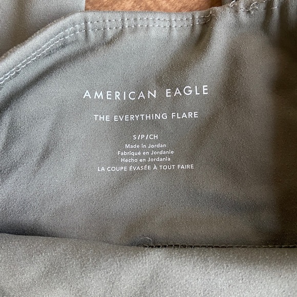 AE The Everything Flaire olive green size S - Picture 2 of 3